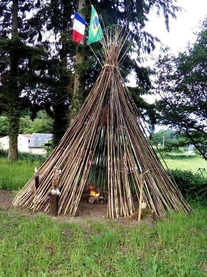 Roulotte Maisonthiers Blanot  Kültér fotó